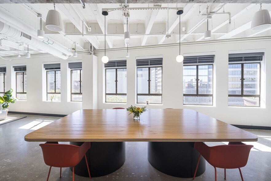 More Photos Of 2201 Broadway, Oakland Coworking Space