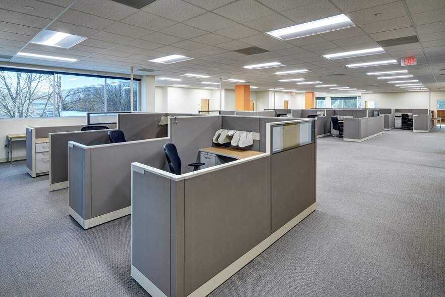 More Photos Of 4365 Route 1 S, Princeton Office For Sale