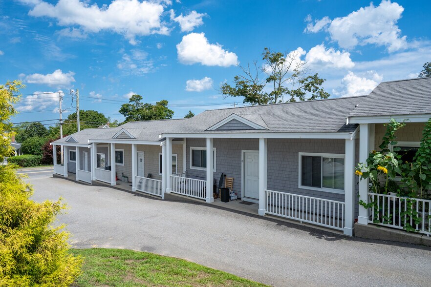 More Photos Of 26 Main St, Kingston Apartments For Sale