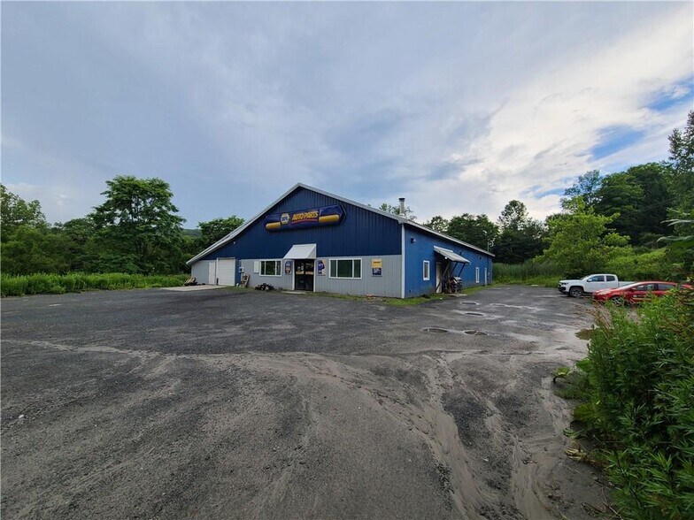 More Photos Of 4547 State Route 52, Jeffersonville Auto Repair For Sale