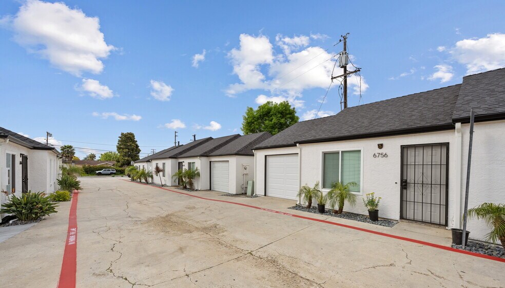 More Photos Of 6752-6770 Solita Ave, San Diego Apartments For Sale