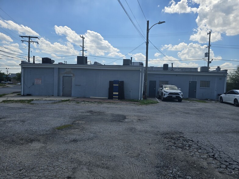More Photos Of 129 Back River Neck Rd, Essex Unknown For Lease
