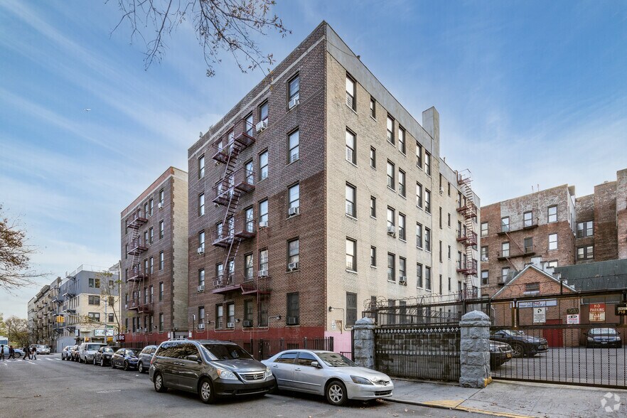 More Photos Of 112 Audubon Ave, New York Apartments For Lease