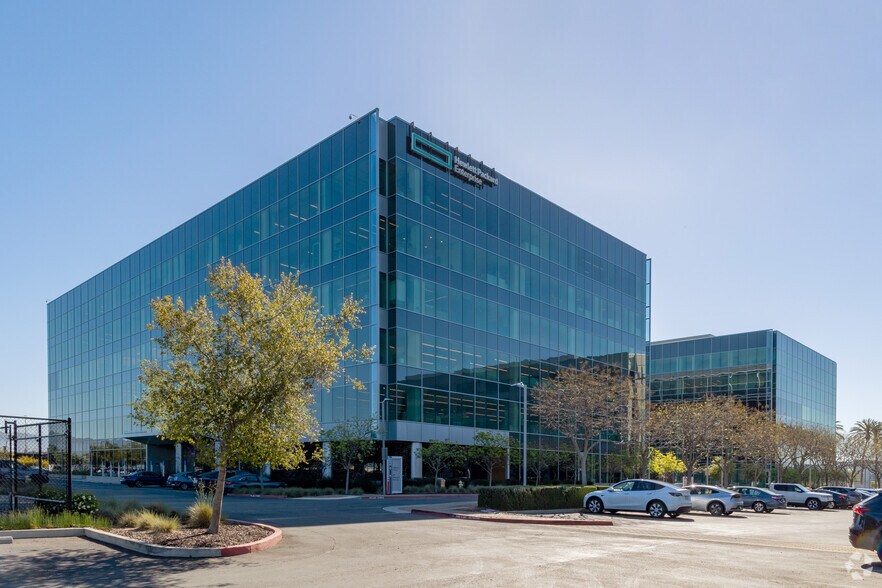 More Photos Of 6280 America Center Dr, San Jose Office Residential For Lease