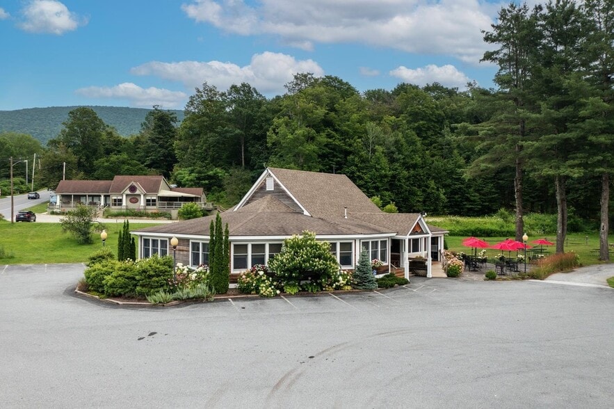 More Photos Of 1568 Depot St, Manchester Center Restaurant For Sale