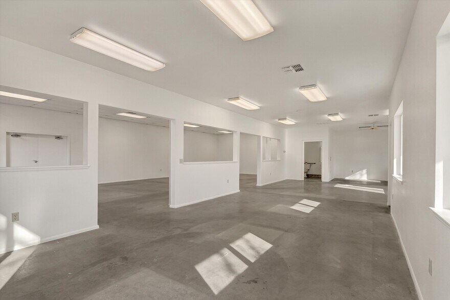 More Photos Of 3388 State Highway 32, Chico Warehouse For Lease