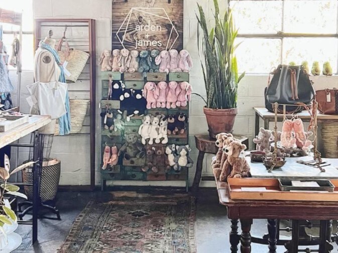 More Photos Of 432 S Walnut St, Kennett Square Freestanding For Sale