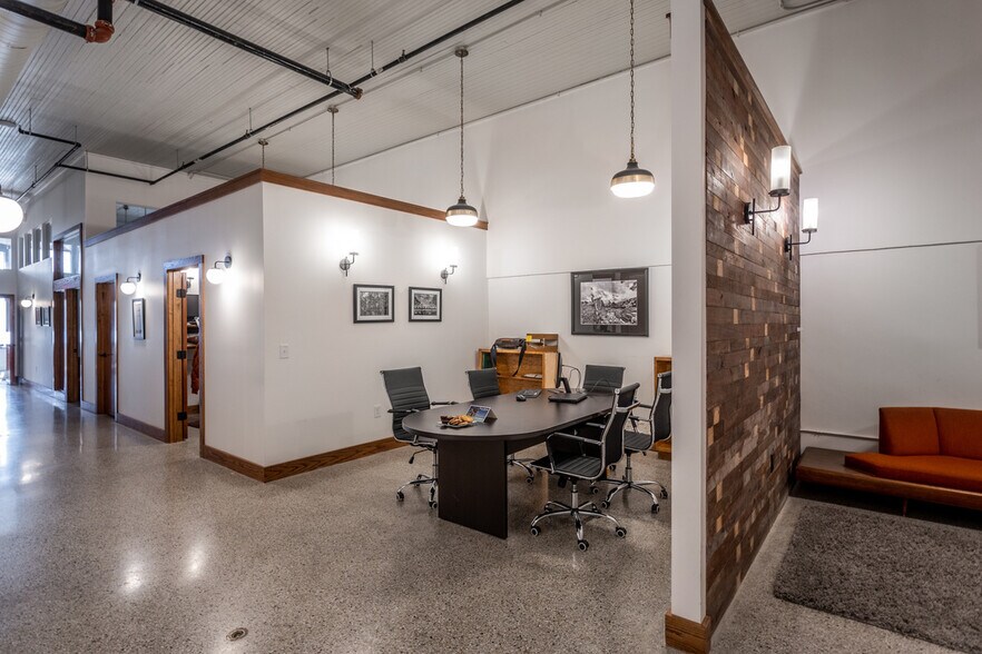 More Photos Of 3726-3730 N Main St, Farmville Storefront Retail Residential For Lease