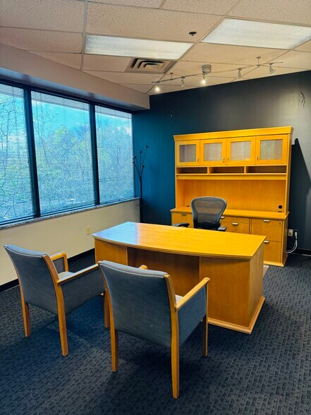 More Photos Of 101 Winners Cir, Brentwood Loft Creative Space For Lease