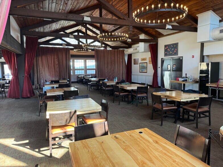 More Photos Of 5185 Meadville St, Excelsior Theater Concert Hall For Lease