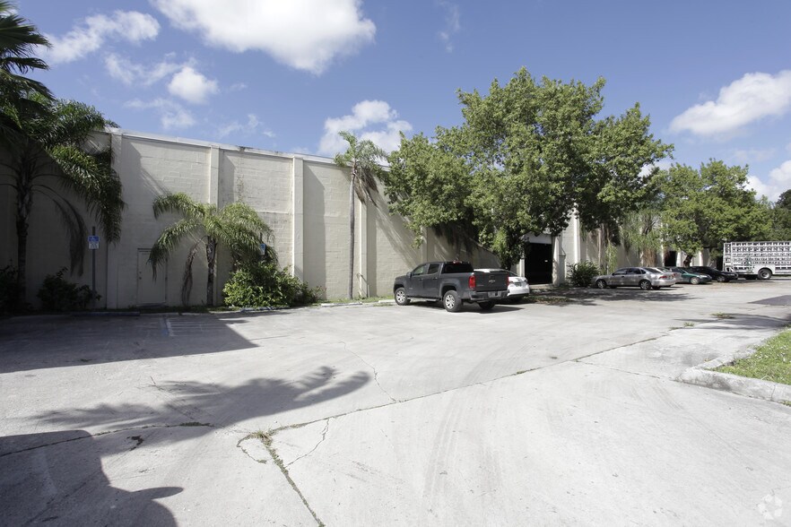 More Photos Of 601 NW 12th Ave, Pompano Beach Warehouse For Sale