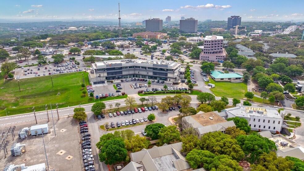 More Photos Of 8435 Wurzbach Rd, San Antonio Medical For Sale