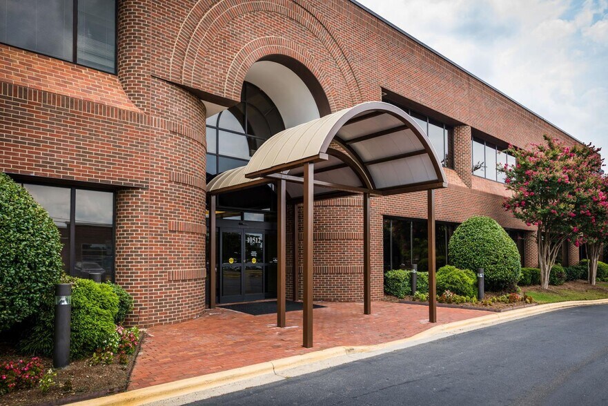 Primary Photo Of 10512 Park Rd, Charlotte Medical For Lease