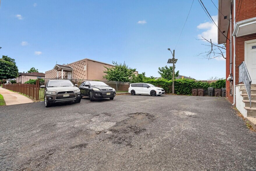 More Photos Of 308 Columbus Pl, New Brunswick Apartments For Sale