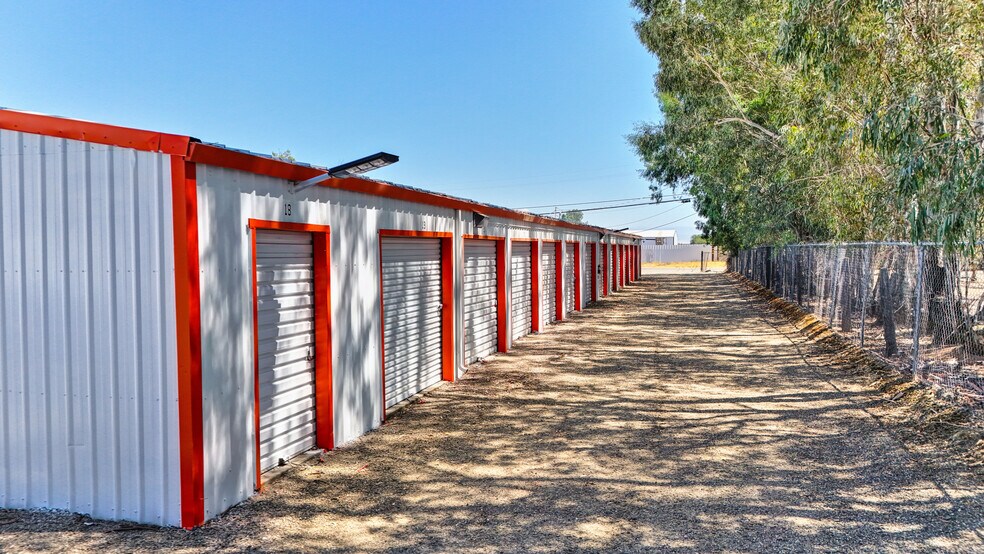 More Photos Of 7965 State Highway 99W, Gerber Self Storage For Sale