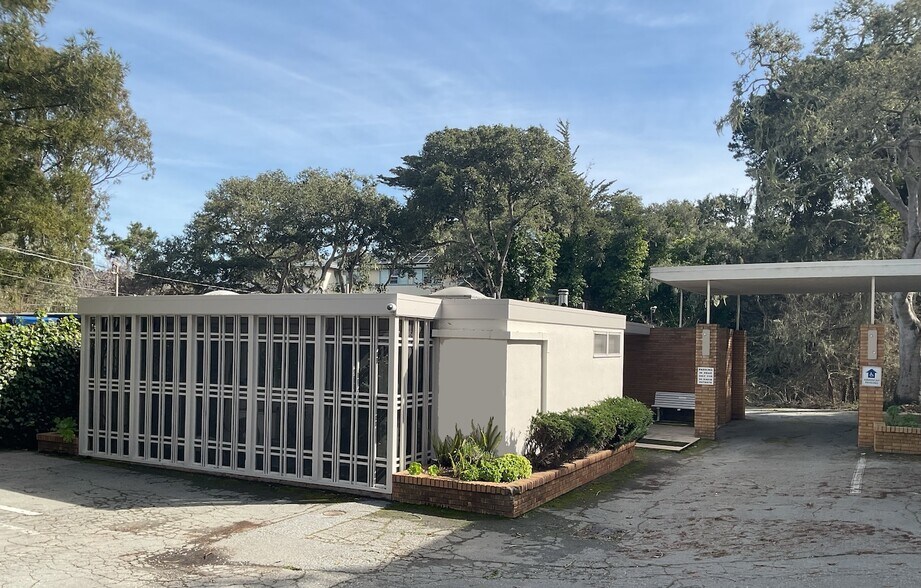 Primary Photo Of 965 Pacific St, Monterey Medical For Sale
