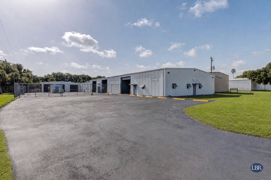 Primary Photo Of 420 Shearer Blvd, Cocoa Manufacturing For Lease