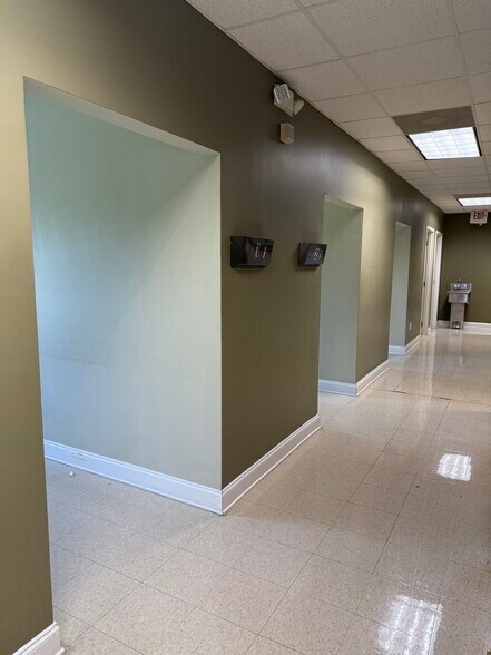 More Photos Of 2950 Senna Dr, Matthews Office For Lease