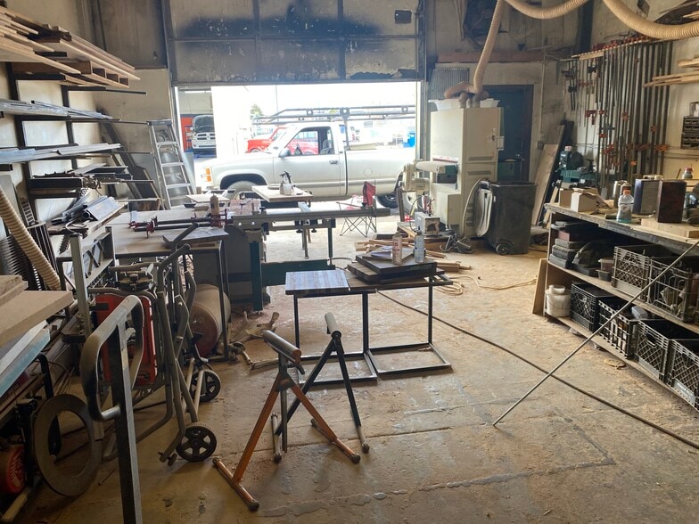 More Photos Of 851 E Hwy 224, Denver Warehouse For Sale