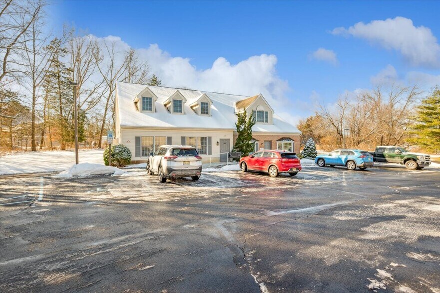 More Photos Of 301-302 Towne Centre Dr, Hillsborough Medical For Sale