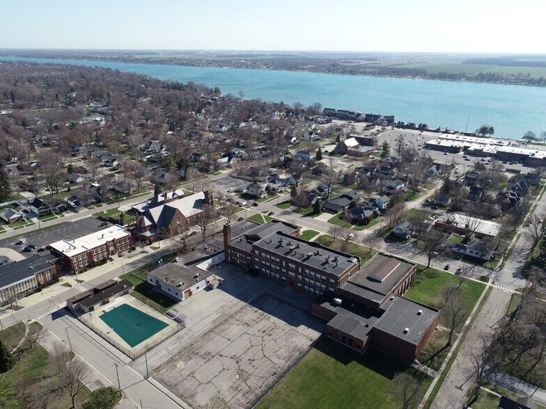 More Photos Of 301 N 6th St, Saint Clair Schools For Sale