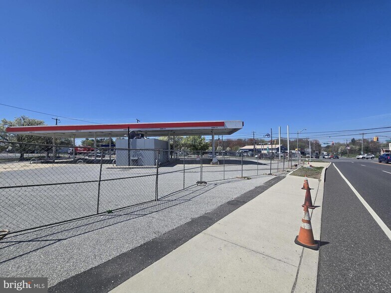 More Photos Of 108 Delsea Dr, Sewell Service Station For Sale