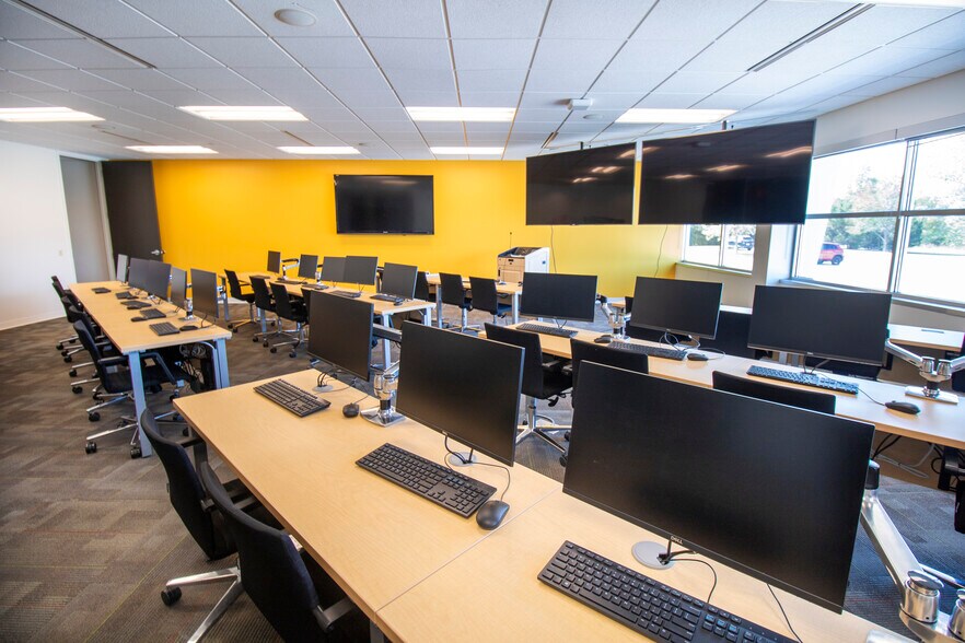 More Photos Of 12080 N Corporate Pky, Mequon Office For Sale