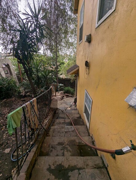 More Photos Of 4790 Academy St, Los Angeles Apartments For Sale