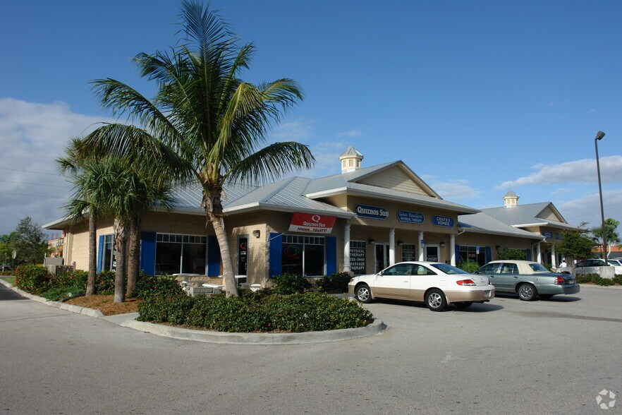More Photos Of 3610 SE Federal Hwy, Stuart Storefront For Lease