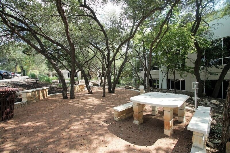 More Photos Of 7500 Rialto Blvd, Austin Unknown For Lease