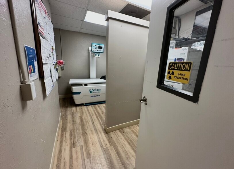 More Photos Of 1104 S Nova Rd, Ormond Beach Office For Sale