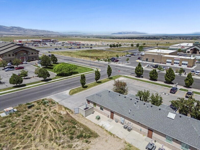 More Photos Of 494 E 2400 N, Tooele Office For Lease