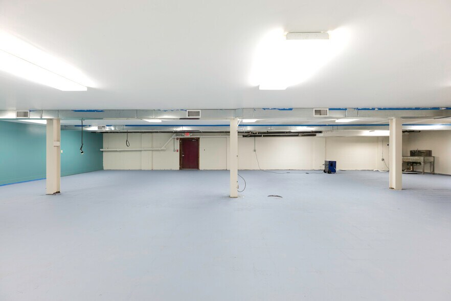 More Photos Of 342 Lexington Ave, Mount Kisco Light Distribution For Lease
