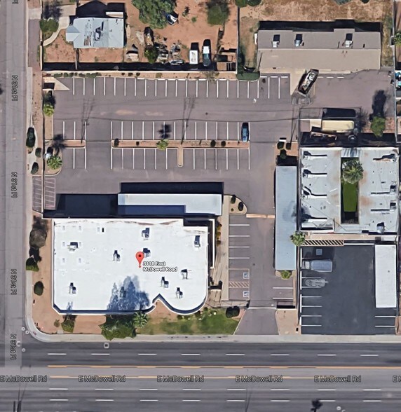More Photos Of 3118 E McDowell Rd, Phoenix Office For Lease