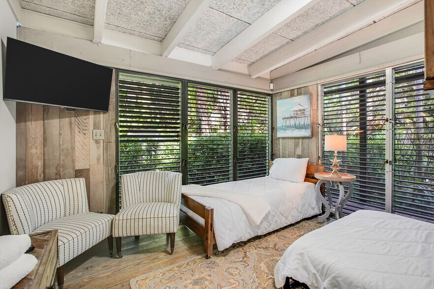 More Photos Of 301 Kennelworth Pl, Fort Lauderdale Specialty For Sale