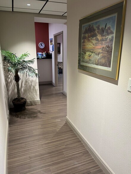 More Photos Of , Bradenton Office For Sale