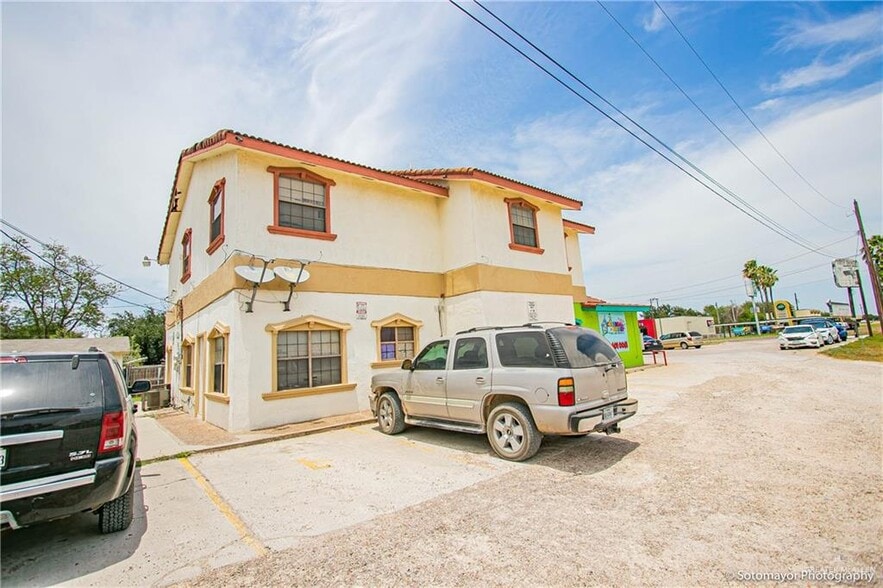 More Photos Of 101 N Alamo Rd, Alamo Daycare Center For Sale