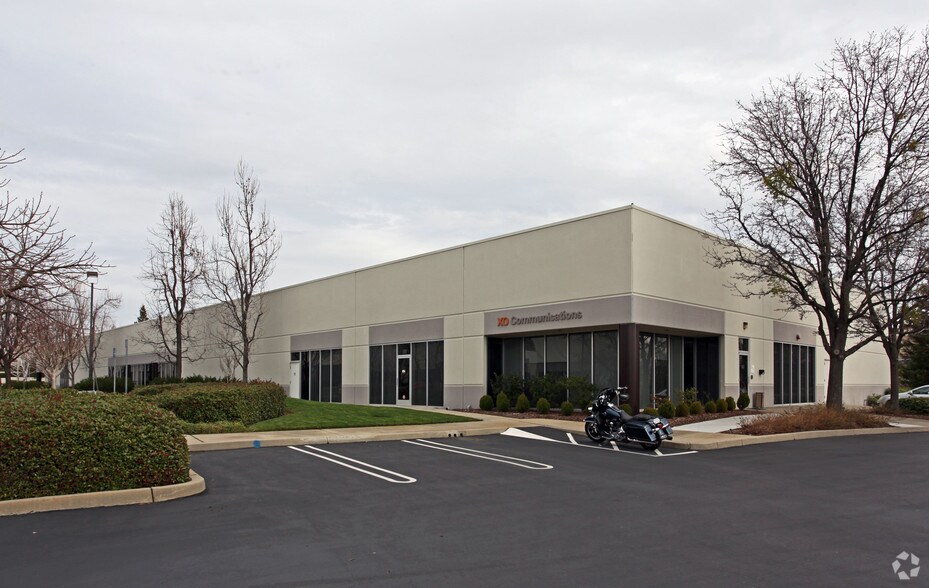 More Photos Of 1390 Lead Hill Blvd, Roseville Flex For Sale