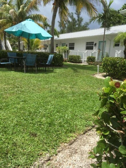 More Photos Of 2502 Tamarind Dr, Hutchinson Island Hotel For Sale
