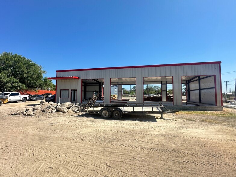 More Photos Of , San Antonio Flex For Sale