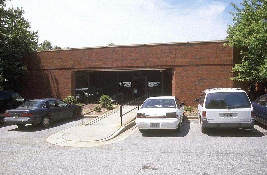 More Photos Of 211 Prime Pt, Peachtree City Office For Lease