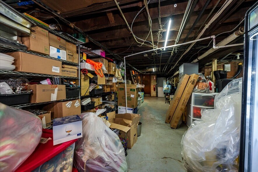 More Photos Of 2918 Bruckner Blvd, Bronx Bar For Sale