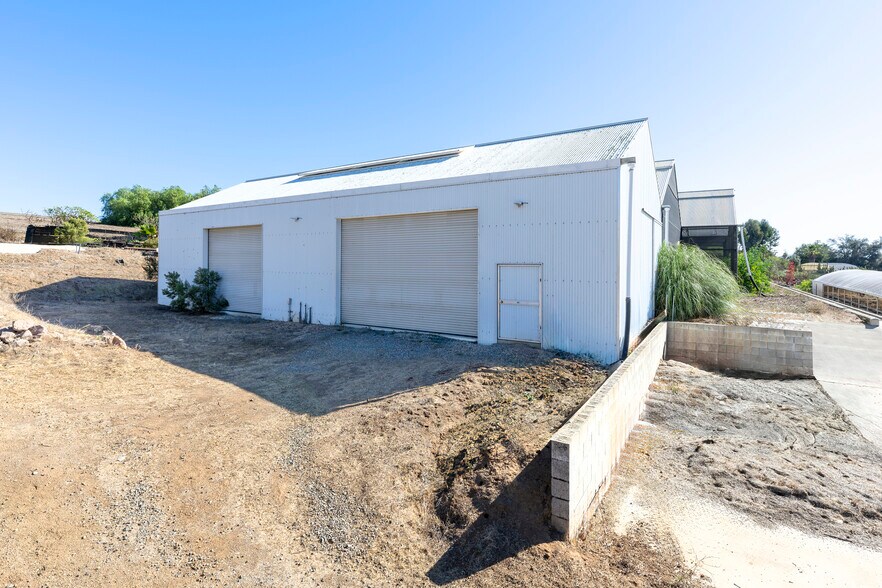 More Photos Of 1881 Fuerte St, Fallbrook Garden Center For Sale