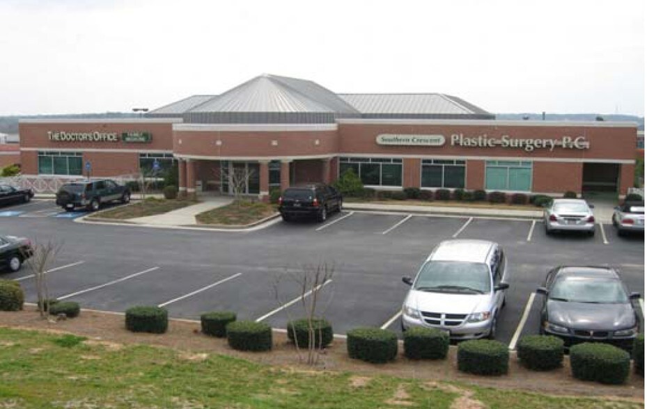 More Photos Of 915-921 Eagles Landing Pky, Stockbridge Medical For Lease