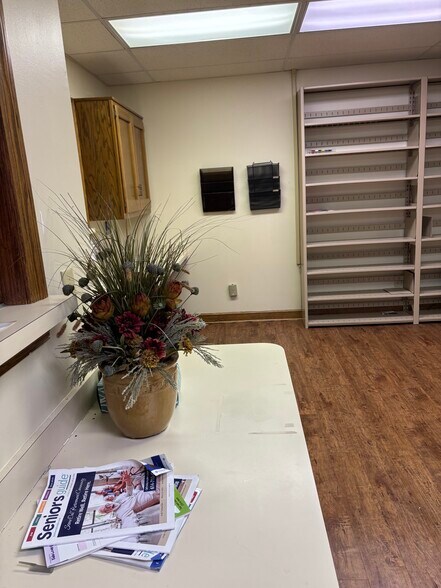 More Photos Of 555 W Schrock Rd, Westerville Medical For Sale