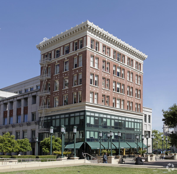 Primary Photo Of 200 Frank H Ogawa Plz, Oakland Office For Lease