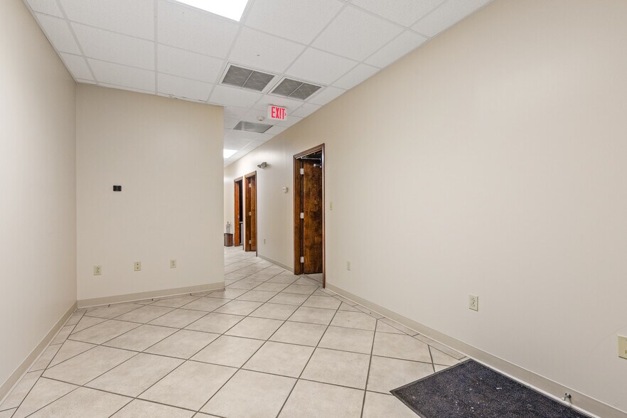 More Photos Of 1016 N Cruse Ave, Broussard Warehouse For Sale