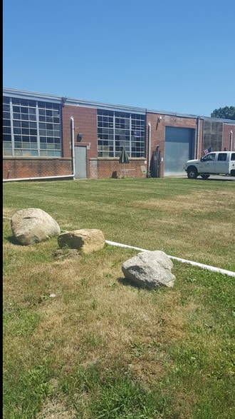 More Photos Of 220 Franklin Rd, Randolph Warehouse For Lease