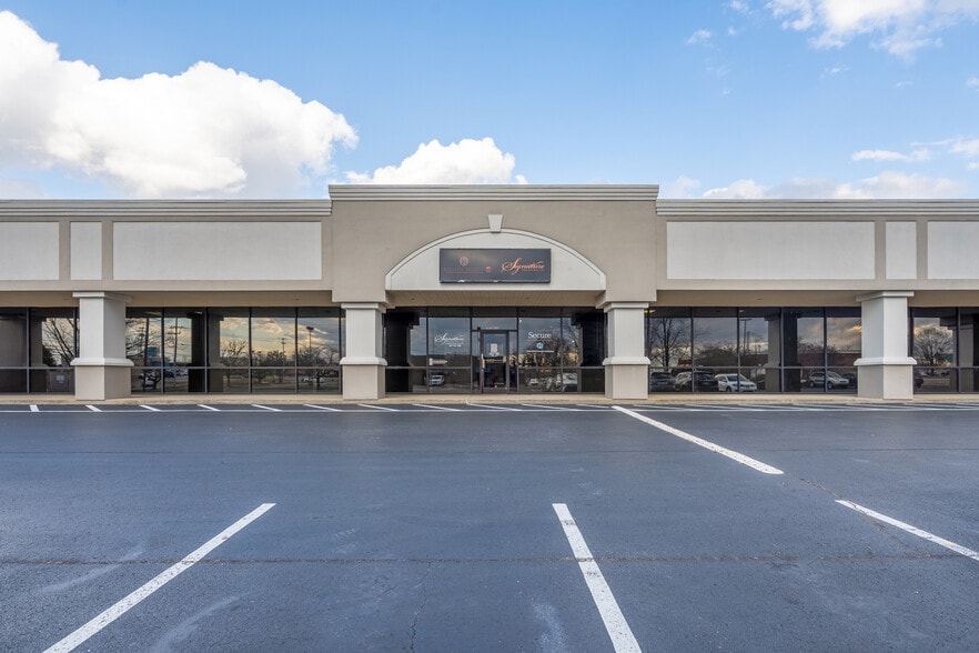 More Photos Of 640-641 Broadmor St, Murfreesboro Storefront Retail Office For Lease
