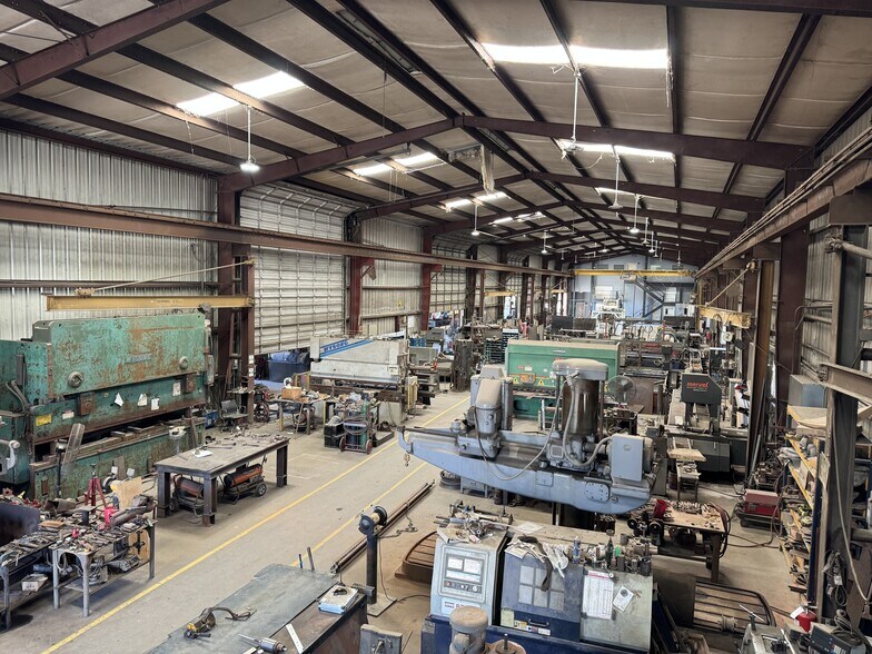 More Photos Of 16031 E I-10 Fwy, Channelview Industrial For Lease